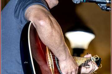 Cuatro cantautores animan la noche del viernes en La Garita/TA e Ildefonso Rodríguez.
